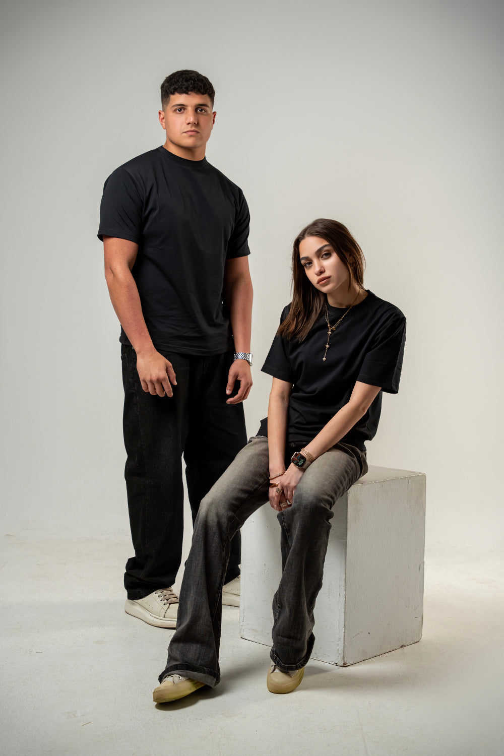 Unisex Black Perfect fit T-shirt